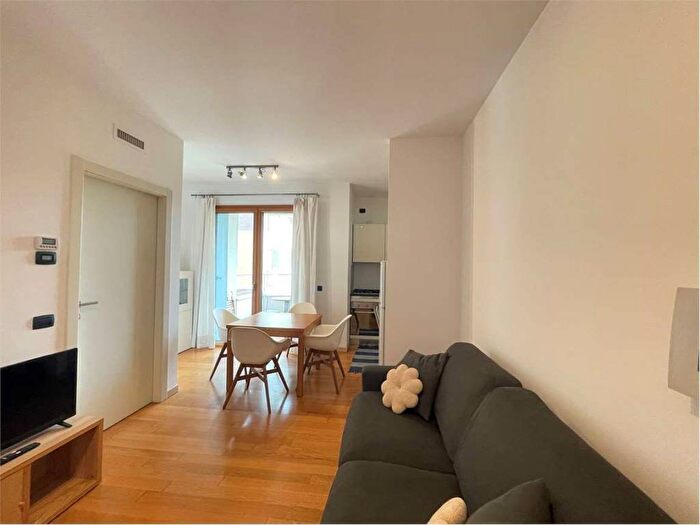 Appartamento bilocale in affitto in via Azzo Carbonera, Porta Vittoria, Milano