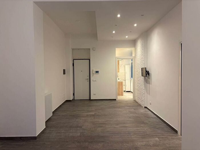 Appartamento quadrilocale in affitto in Politeama Ruggiero Settimo, Palermo