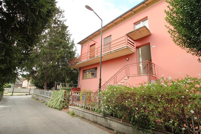 Appartamento quadrilocale in vendita in Via Paolo Mastri Meldola, Meldola