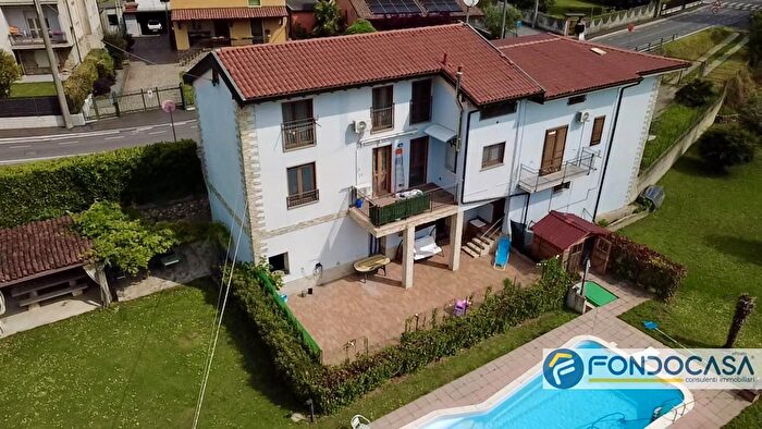 Appartamento trilocale in vendita in Via Spaventa, Cividate Al Piano