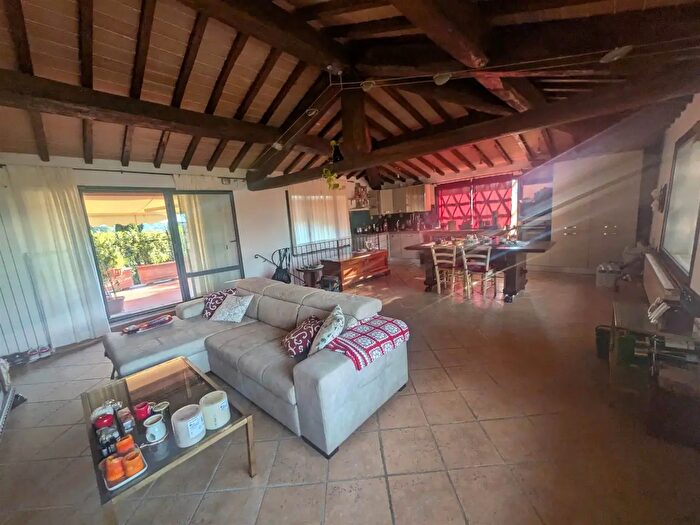Appartamento bilocale in affitto in San Casciano In Val Di Pesa