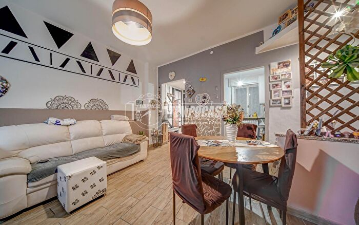 Appartamento trilocale in vendita in Via della Selva, Cardano Al Campo