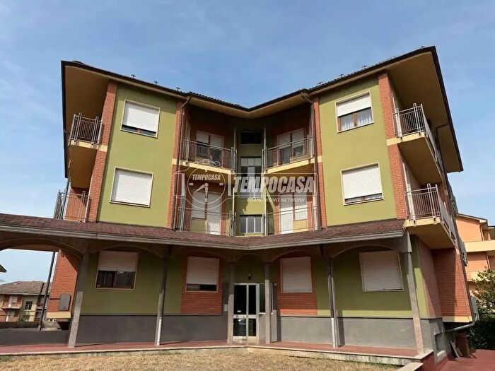 Appartamento quadrilocale in vendita in Via di Santa Croce B, Mondovi'