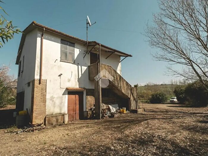 Casa quadrilocale in vendita in Località Monte Riccio, Tarquinia