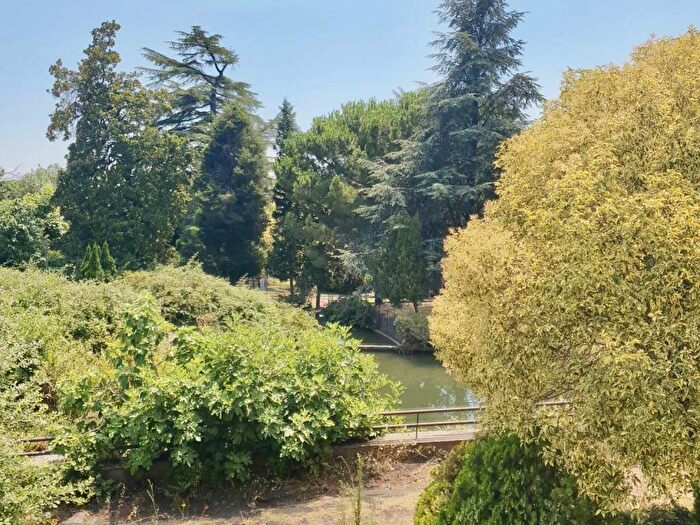 Appartamento quadrilocale in affitto in Via Tenente Scuderi, Centro, Zafferana Etnea