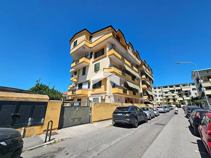 Appartamento trilocale in affitto in Via Piemonte, Centro, Acerra