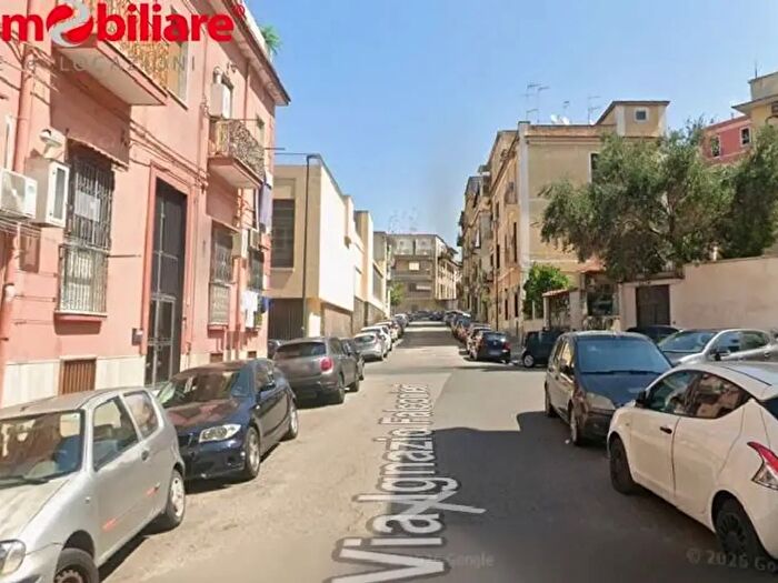 Appartamento bilocale in vendita in Via Ignazio Falconieri, Napoli