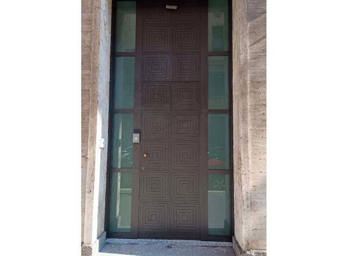 Appartamento bilocale in affitto in Via Tommaso Salvini, Palestro, Milano