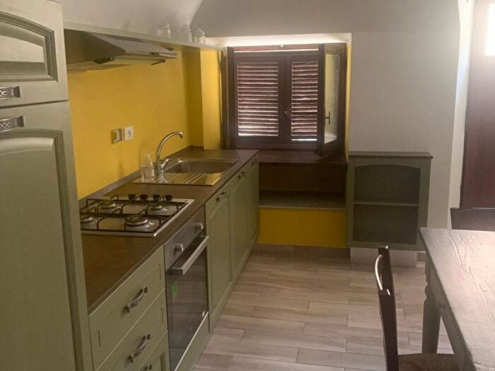Appartamento monolocale in affitto in Piazza dell'Indipendenza, Centro, Poggio Catino
