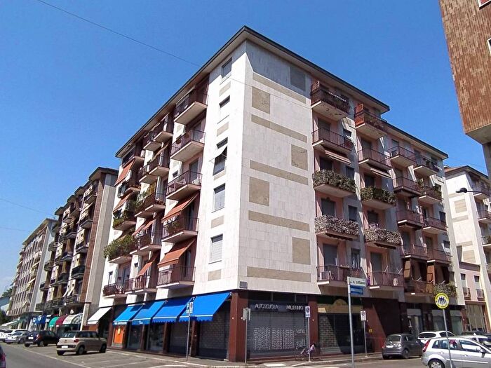 Appartamento trilocale in affitto in Via Don Emanuele Cattaneo, San Domenico, Legnano