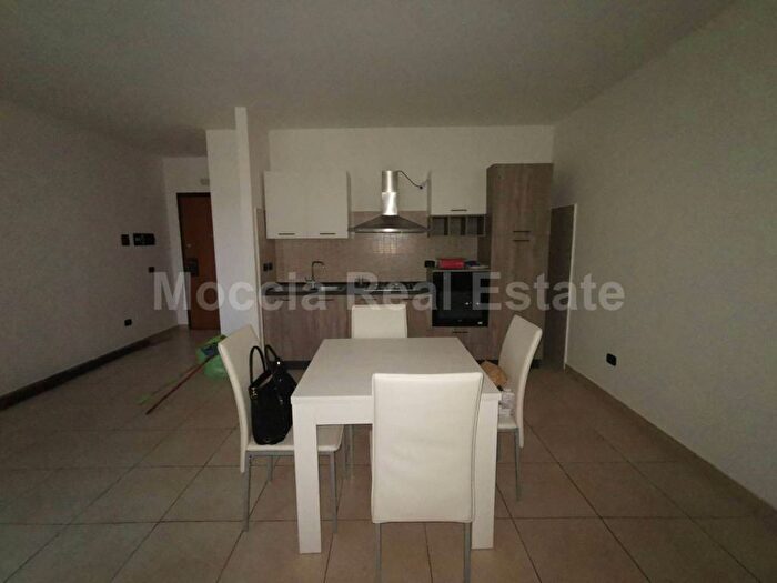 Appartamento trilocale in affitto in Viale Giulio Douhet, Reggia di Caserta, Caserta