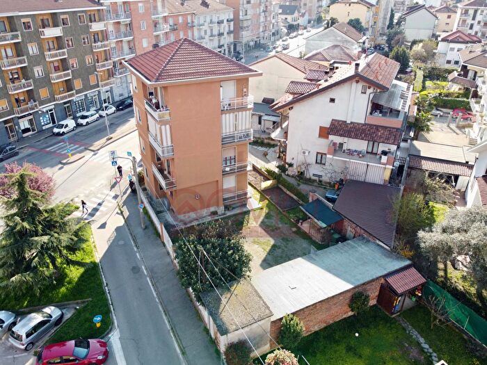 Case in Vendita e in Affitto - 2