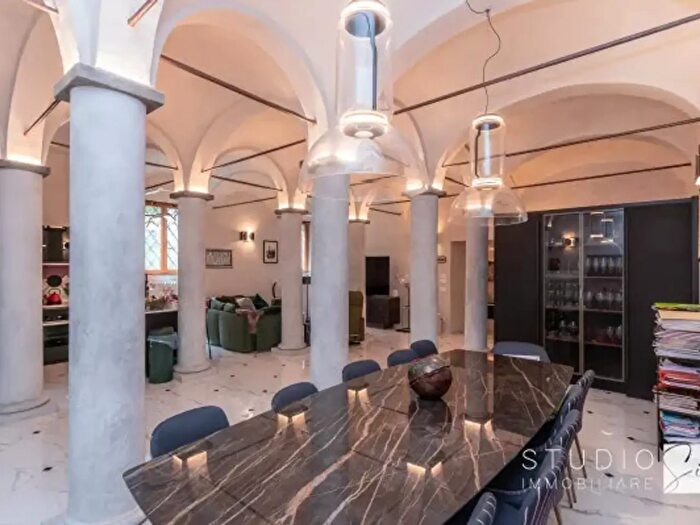 Casa con 6 locali in vendita in Via San Felice E Piteccio, Pistoia