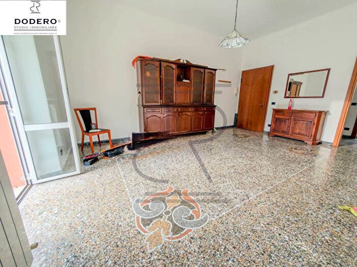 Appartamento con 6 locali in affitto in Via del Commercio, Nervi, Genova