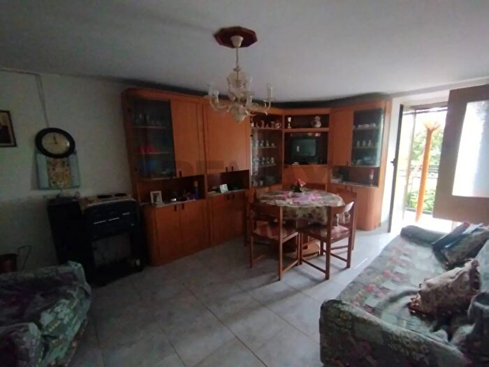 Casa con 6 locali in vendita in Via Vico Lungo, Lucito