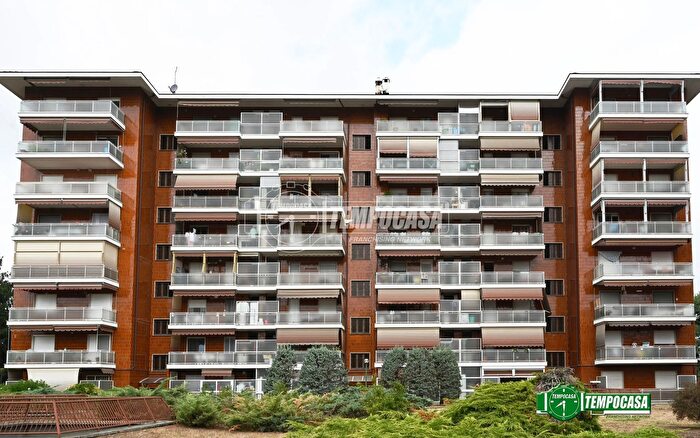 Appartamento trilocale in vendita in Via Amati Gaetano I, Venaria Reale