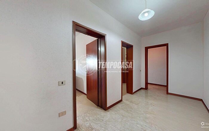 Appartamento quadrilocale in vendita in Via Mahatma Gandhi, Novi Di Modena