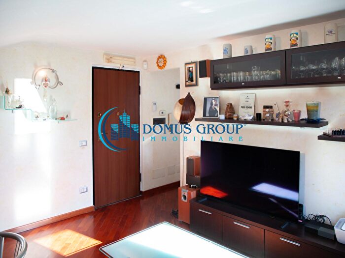 Appartamento bilocale in vendita in Via Ridolfo Livi, Roma