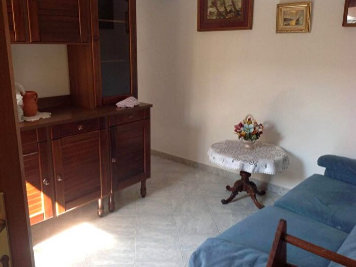 Appartamento trilocale in affitto in Via Minorca, Marina di Pisa, Pisa