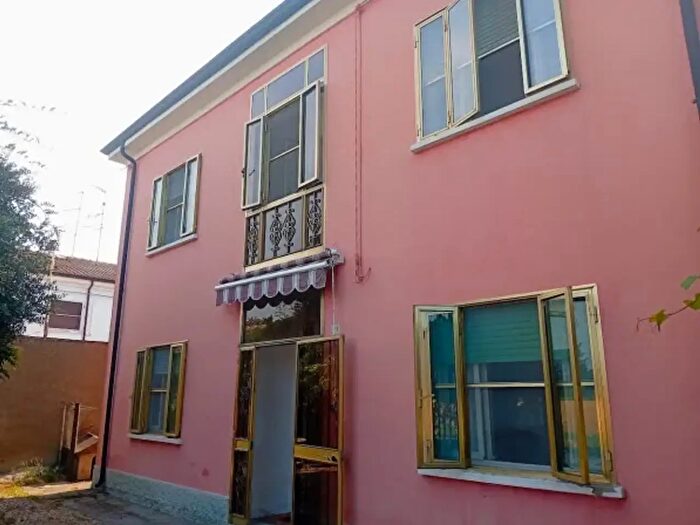 Casa con 5 locali in vendita in Via Giovanni Bedani, Ferrara