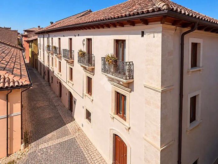 Appartamento quadrilocale in vendita in Via S Pietro a Coppito, L'Aquila