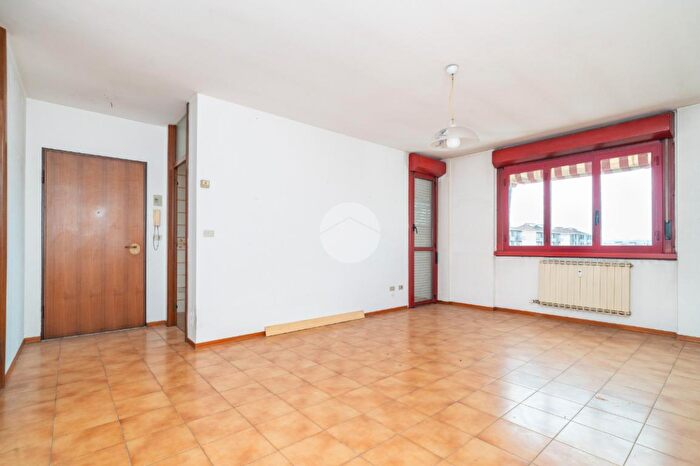 Appartamento quadrilocale in vendita in Piazza Kennedy, Beinasco