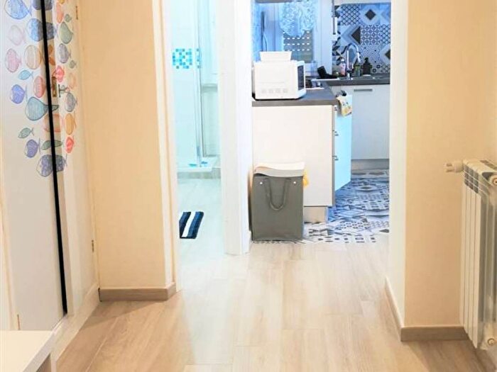 Appartamento bilocale in affitto in via sardi, Centro, Varazze