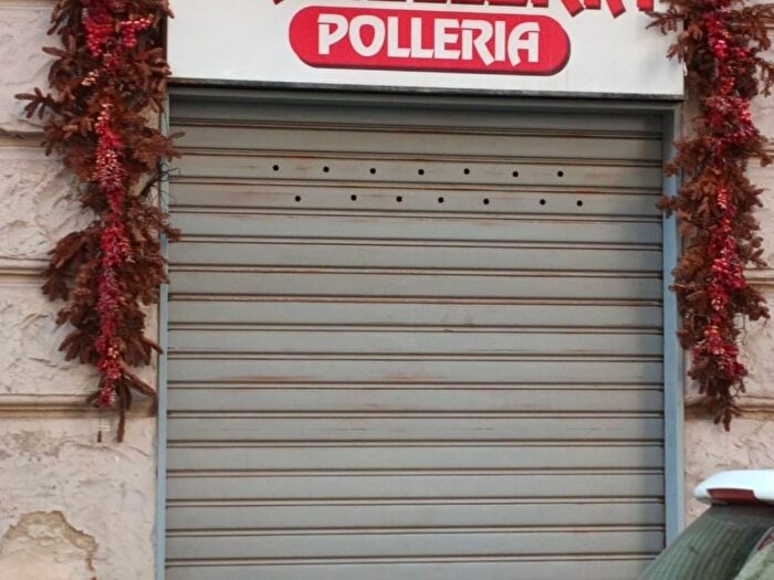 Casa monolocale in affitto in Via Belvedere, Vomero, Napoli