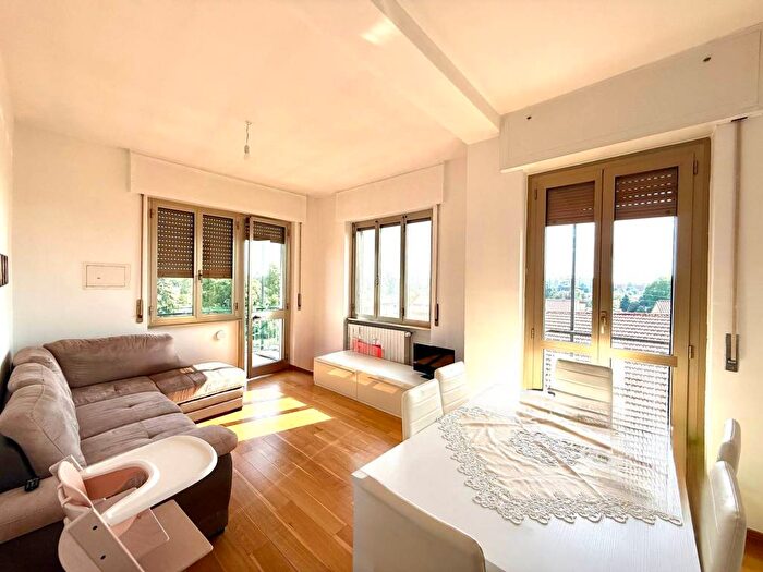 Appartamento bilocale in affitto in Via San Carlo, Villaggio Ambrosiano, Segrate