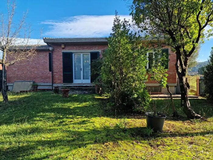 Casa con 5 locali in vendita in di Pozzola, Capannori