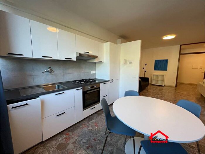 Appartamento bilocale in affitto in Stadio SantAntonio Marasio, Carrara