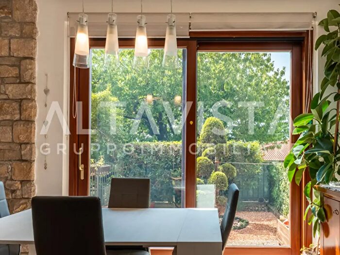 Casa trilocale in vendita in Via Vittorio Veneto, Calvagese Della Riviera