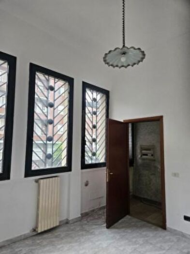 Appartamento trilocale in vendita in Via Lodovico Pogliaghi, Milano