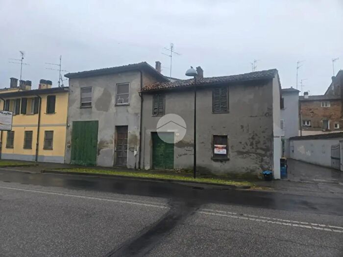 Casa con 5 locali in vendita in Via Foro Boario, Lugo