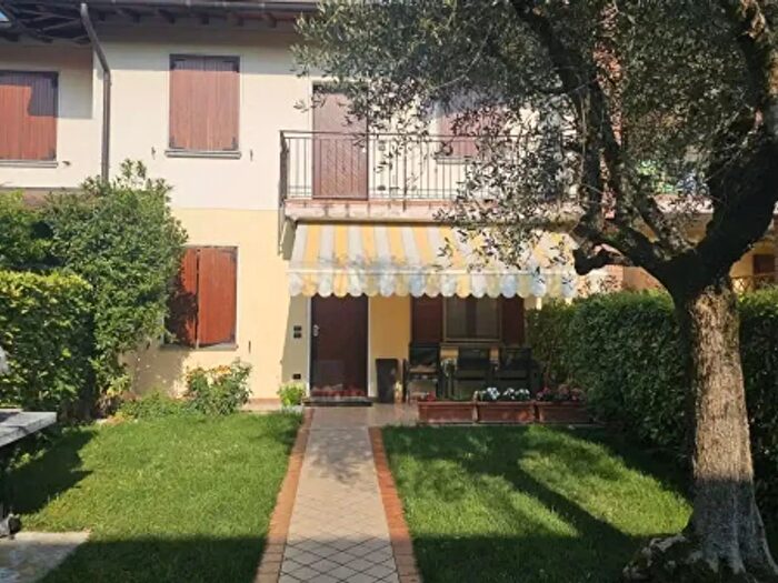 Appartamento trilocale in vendita in Via Trieste, Calvagese Della Riviera