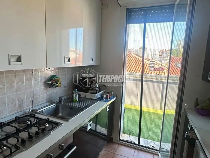 Appartamento trilocale in vendita in Viale Campania, Riccione