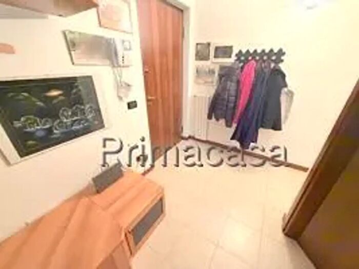 Appartamento quadrilocale in vendita in Via Albere, Verona