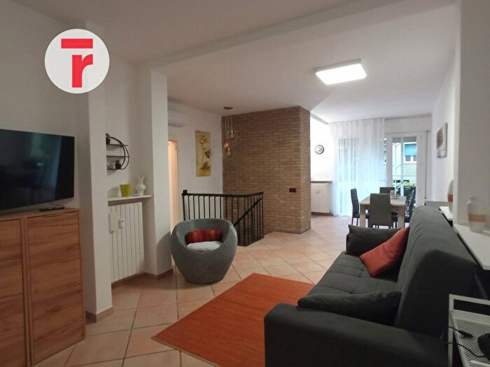 Appartamento quadrilocale in affitto in Via Lucindo Faggin, Santissima Trinità, Padova