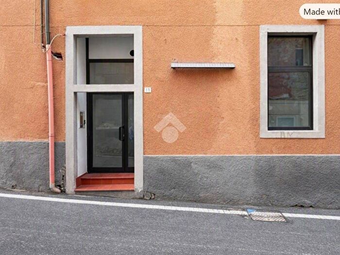Casa in vendita in Via Sant'Andrea, Malegno
