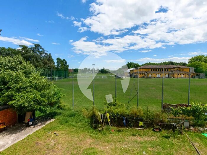 Appartamento quadrilocale in vendita in Via Cassala, Reggio Emilia