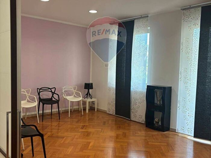 Appartamento con 5 locali in affitto in VIALE TERACATI, Santa Panagia Teracati, Siracusa