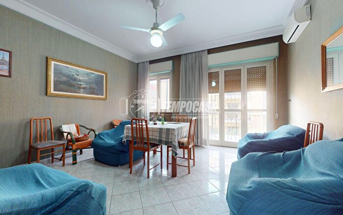 Appartamento quadrilocale in vendita in Via Giuseppe Giusti, Bari