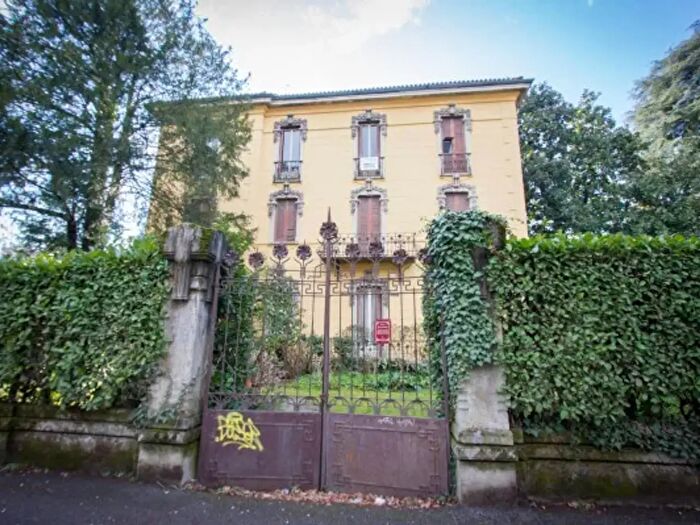 Appartamento con 6 locali in vendita in Via Giacomo Leopardi, Monza