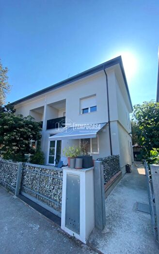 Appartamento quadrilocale in vendita in Via Macanno, Cattolica