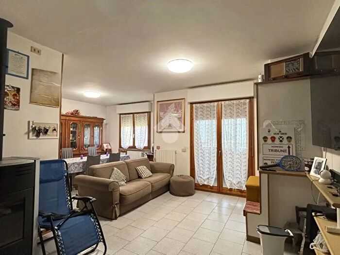 Casa con 5 locali in vendita in Via Aldo Moro, Civitella In Val Di Chiana