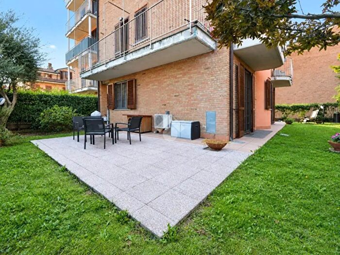Appartamento trilocale in vendita in Via Roma, Caponago