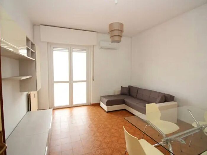 Appartamento trilocale in affitto in Via Obbia, Vercelli