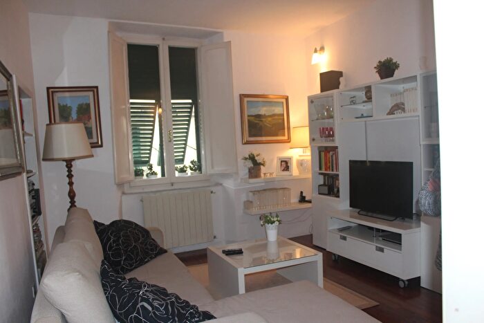 Casa trilocale in affitto in Camaiore