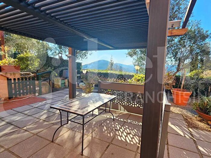 Appartamento trilocale in vendita in Rio