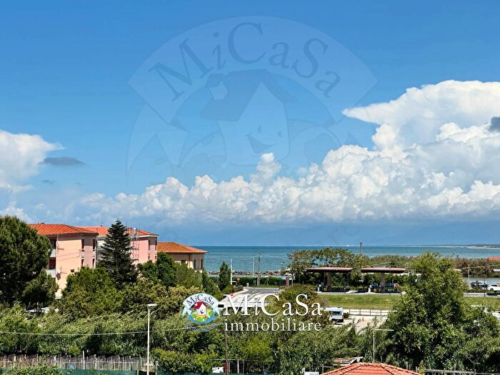 Appartamento trilocale in vendita in Via Giovanni da Verrazzano, Pisa